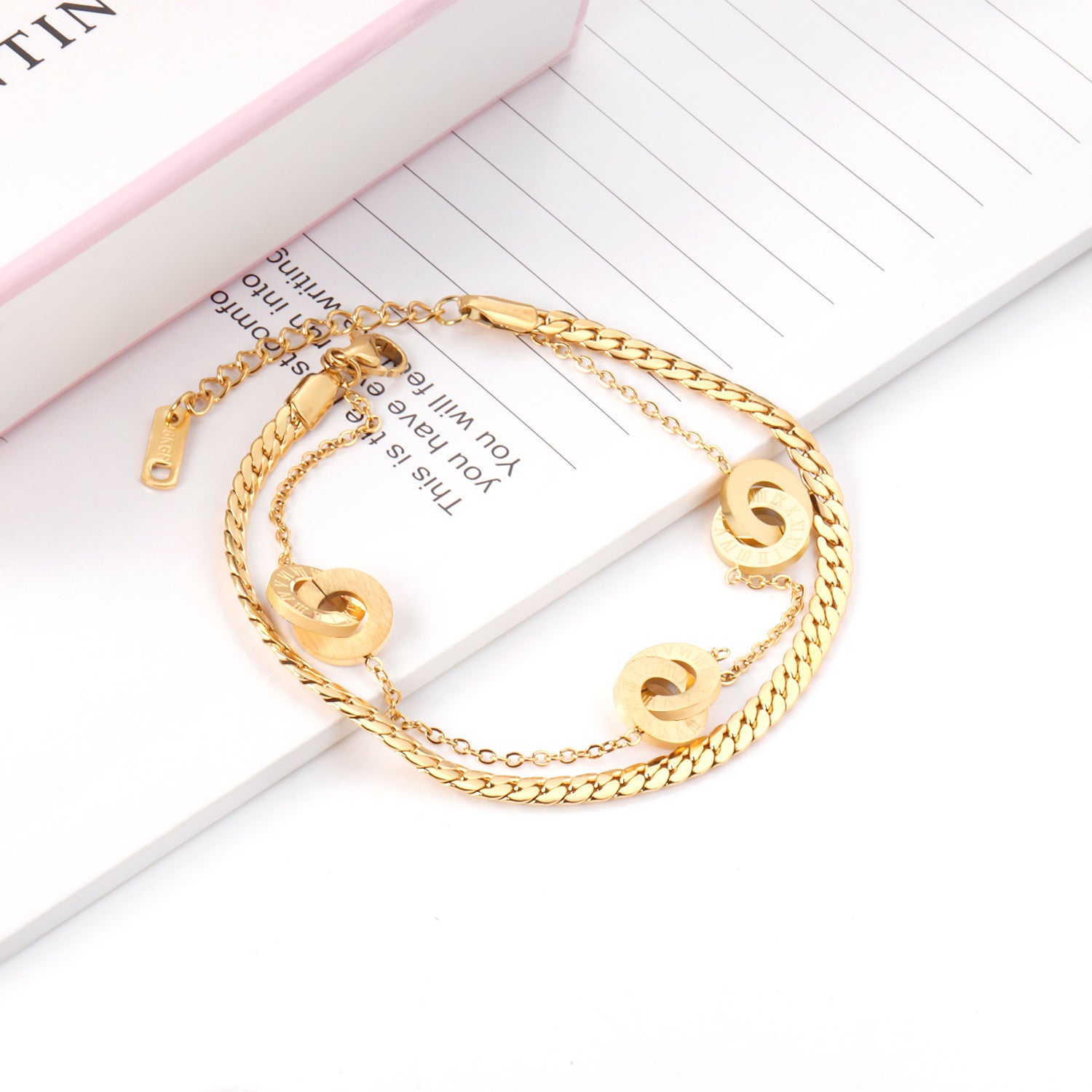 Golden Roman Numeral Interlocking Ring Bracelet